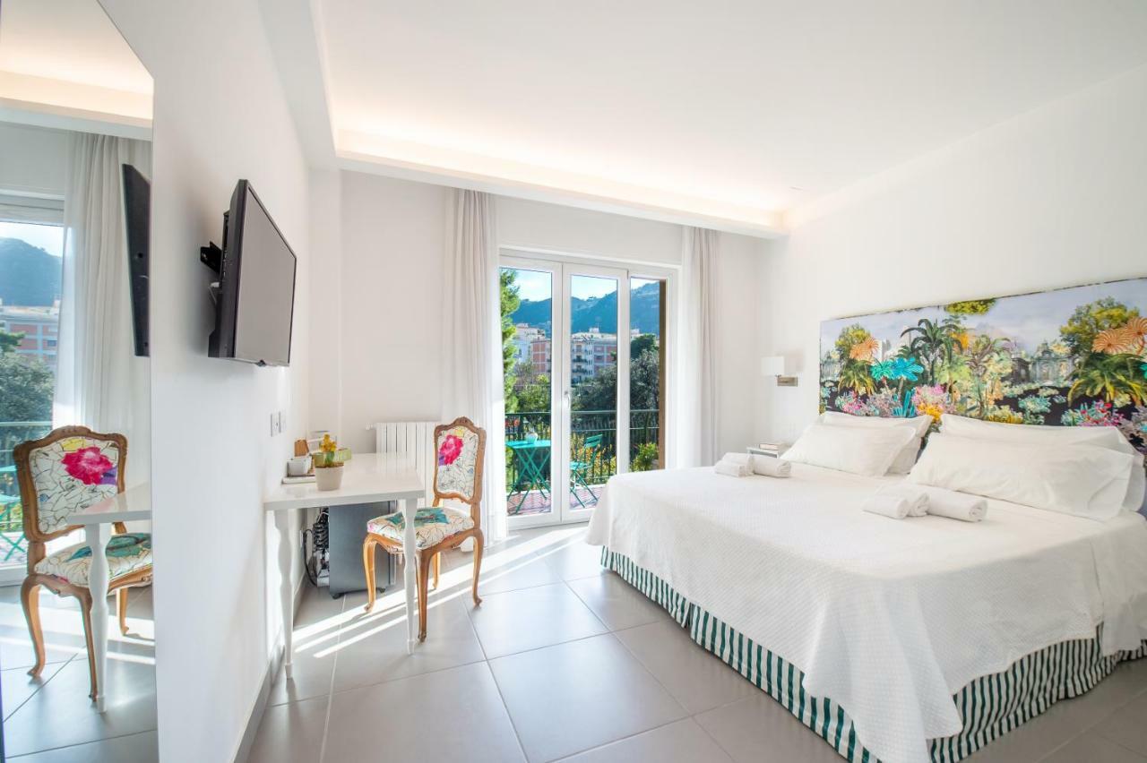 Casa Evelina Sorrento Bed & Breakfast Exterior photo